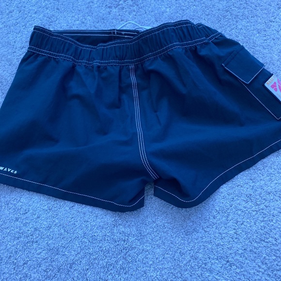 To big never worn - Picture 2 of 5